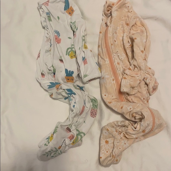 Angel Dear Zipper Footies - Picture 1 of 2